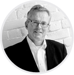 Iain Brunt founder of Antiques.co.uk