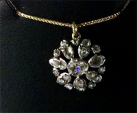 Crowned heart ring