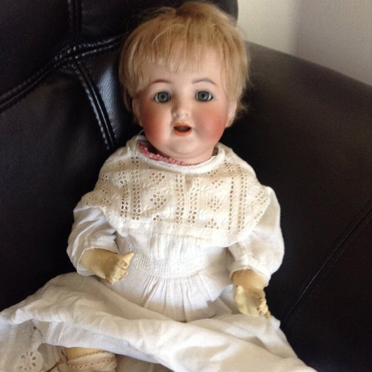 Giving your children an antique or vintage porcelain china doll could be a great Christmas gift idea for kids