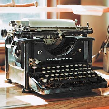 Antique typewriters: where have they all gone?!