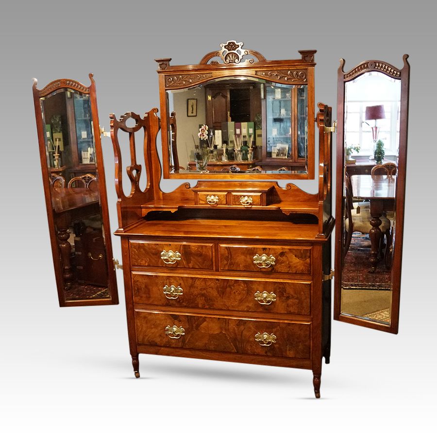 ANTIQUE ART NOVEAU