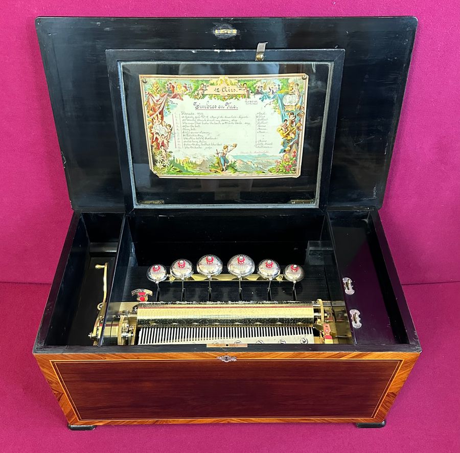 ANTIQUE MUSICAL ITEMS 