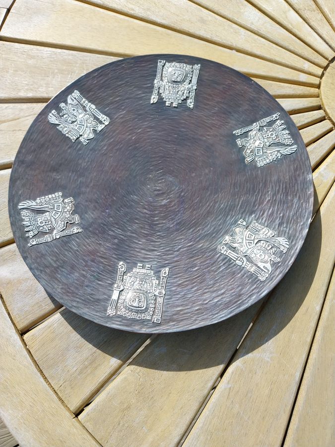 ANTIQUE DECORATIVE ITEMS