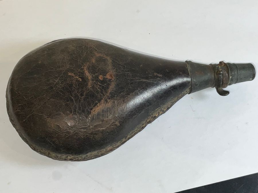 ANTIQUE ARMS & ARMOUR