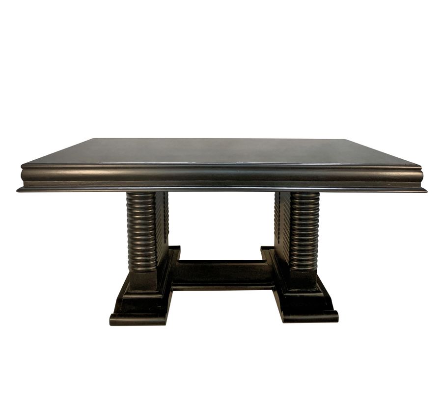 ANTIQUE DECORATIVE ITEMS